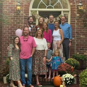 Meet your Posher, Laurie